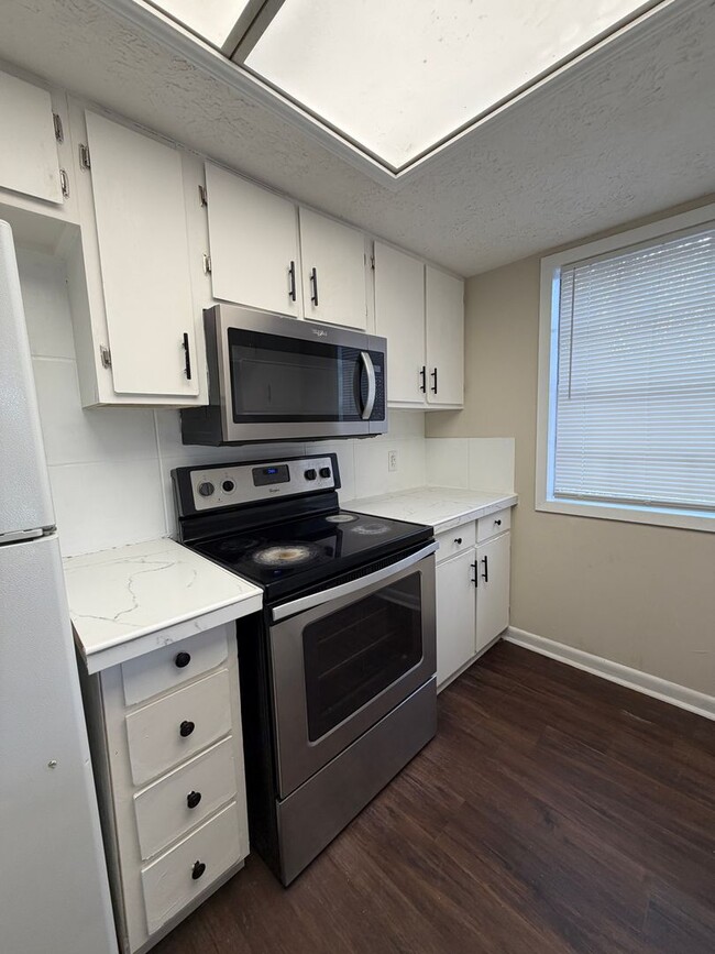 2501 Oak Park Blvd in Lake Charles, LA - Building Photo - Building Photo