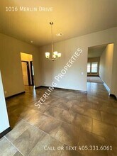 1016 Merlin Dr in Norman, OK - Building Photo - Building Photo