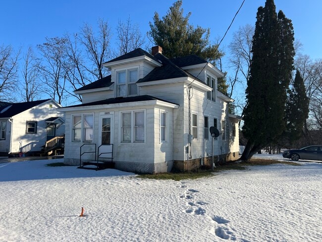 property at 23975 Tracy St