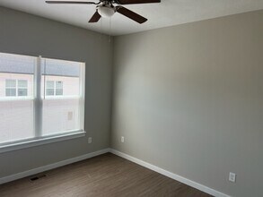 421 S Public Ave in Clever, MO - Building Photo - Building Photo