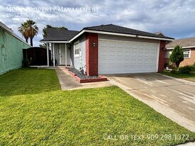 15957 Randall Ave in Fontana, CA - Building Photo