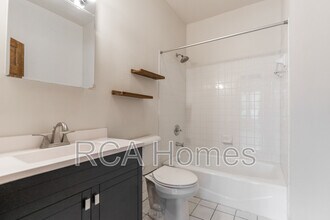 243 E 11th St in Indianapolis, IN - Building Photo - Building Photo