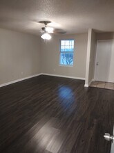 1301 Neelys Bend Rd in Nashville, TN - Building Photo - Building Photo