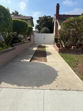 2122 W 183rd St in Torrance, CA - Foto de edificio - Building Photo