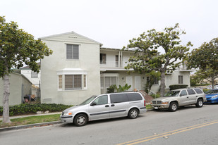 273 S Doheny Dr Apartments