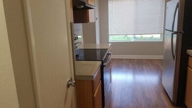 District 550 in McMinnville, OR - Building Photo - Interior Photo