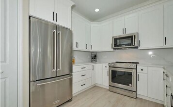 8760 Stockbridge Dr in Ft. Myers, FL - Building Photo - Building Photo