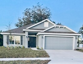 1261 Tupelo Cir in Cocoa, FL - Building Photo