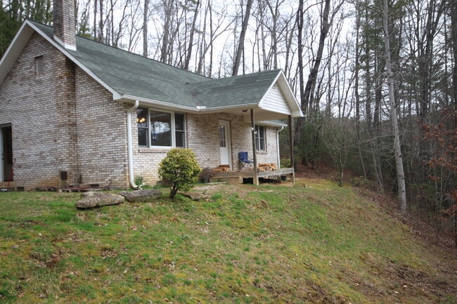 property at 937 Shoal Creek Rd