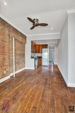 Avenue A in New York, NY - Building Photo - Building Photo