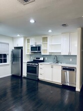 610 Cliffdale Ave in Dallas, TX - Building Photo - Building Photo
