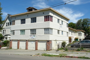 2727 Haste St Apartments