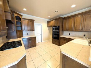17201 Cedar Dr in Edmond, OK - Building Photo - Building Photo