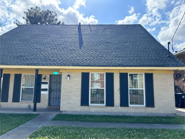 1925 Elizardi Blvd in New Orleans, LA - Building Photo - Building Photo