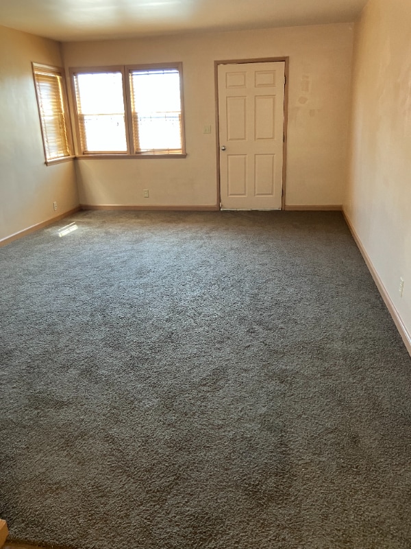 305 W Ave J 10 in Lancaster, CA - Building Photo - Building Photo