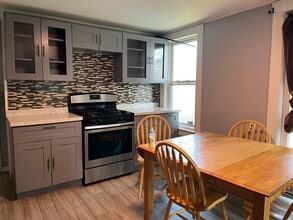 15 Gershom Ave, Unit 15 in Lowell, MA - Building Photo - Building Photo