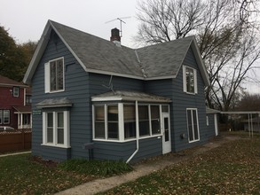 Brainerd Ave Duplex in St. Paul, MN - Building Photo - Other