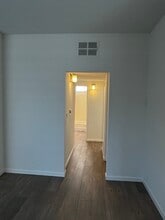 Adriana Arms Apartments in Studio City, CA - Building Photo - Building Photo