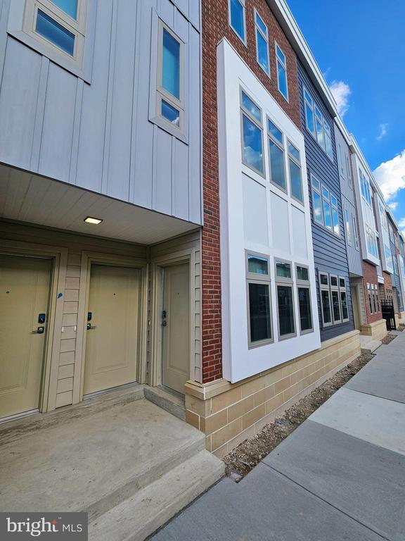 property at 200 Hamilton Ave