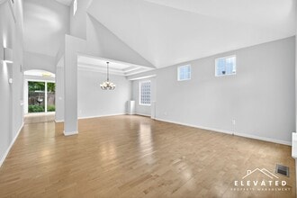 5412 Sharon St in Santa Rosa, CA - Foto de edificio - Building Photo