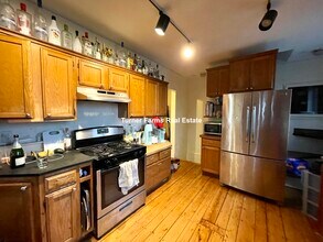 53 Lawn St, Unit 1 in Boston, MA - Building Photo - Building Photo