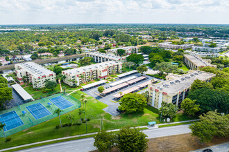 The Pines of Boca Barwood in Boca Raton, FL - Building Photo - Building Photo