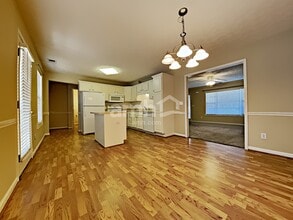 2105 Lindley Ln in Kennesaw, GA - Building Photo - Building Photo