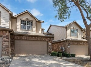 937 Cypress Creek Dr in Plano, TX - Building Photo - Building Photo