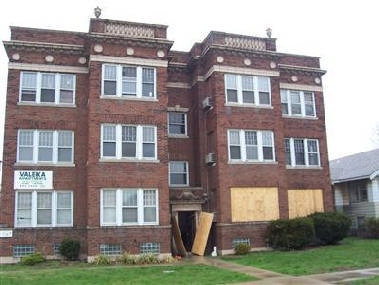 4142 Magoun Ave in East Chicago, IN - Foto de edificio