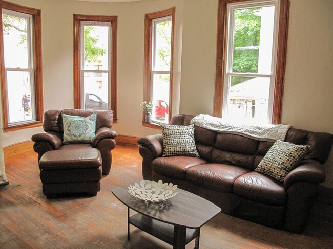 308 Eddy St, Unit 1