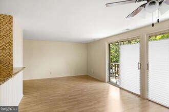 33 Sequoia Ct in Evesham, NJ - Building Photo - Building Photo