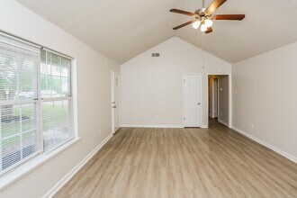 5963 Cuspidon Cove in Millington, TN - Building Photo - Building Photo