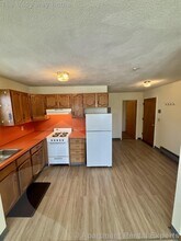 569 Somerville Ave, Unit #5 in Somerville, MA - Foto de edificio - Building Photo