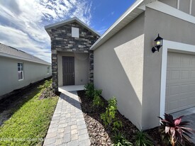 1181 Canfield Cir in Palm Bay, FL - Foto de edificio - Building Photo