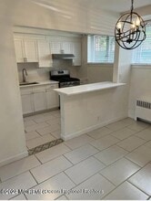283 Spring St-Unit -283A in Red Bank, NJ - Building Photo - Building Photo