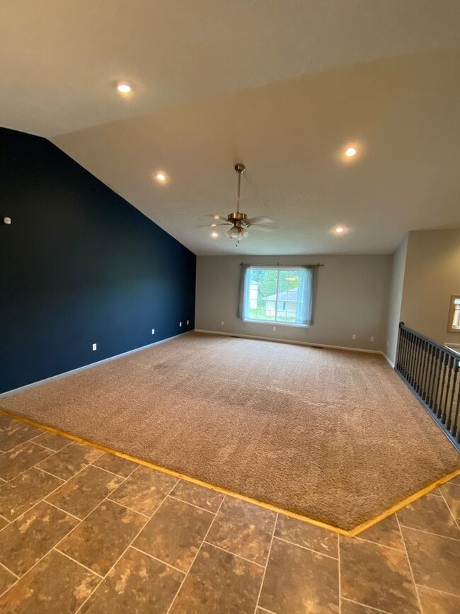 20932 Harbor Ln in St. Robert, MO - Building Photo - Building Photo