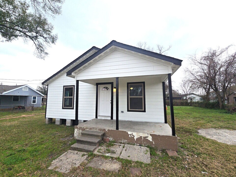 3118 Memel St in Houston, TX - Building Photo