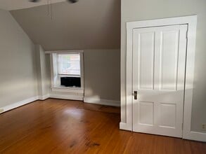 1120 Cherokee Rd, Unit 4 in Louisville, KY - Building Photo - Building Photo