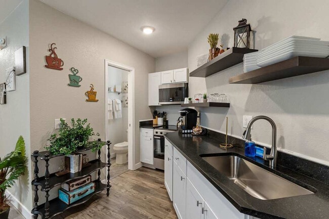 2490 Main St in Littleton, CO - Building Photo - Building Photo