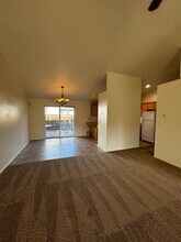 20518 Peak Ave in Bend, OR - Building Photo - Building Photo