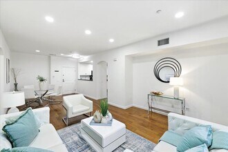 10745 N De Anza Blvd in Cupertino, CA - Building Photo - Building Photo