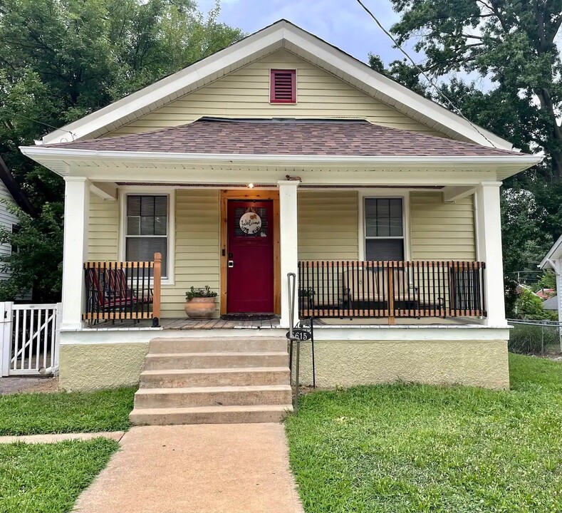 6615 jesse Jackson ave in St. Louis, MO - Building Photo