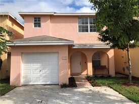 4050 Eastridge Dr in Deerfield Beach, FL - Building Photo