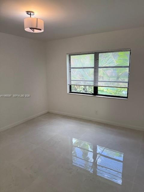 property at 3101 Oakland Shores Dr