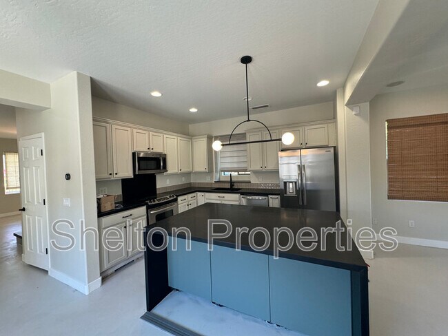 20900 W Hamilton St in Buckeye, AZ - Building Photo - Building Photo