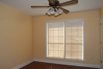 6230 Kimbrough Blvd in Biloxi, MS - Foto de edificio - Building Photo