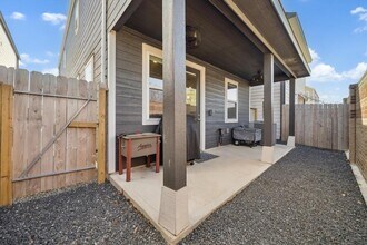 9954 Storehouse Dr in Houston, TX - Building Photo - Building Photo