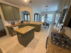 19 Wimberly Way in Conroe, TX - Building Photo - Building Photo