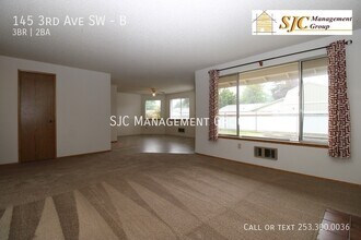 145 3rd Ave SW in Pacific, WA - Building Photo - Building Photo