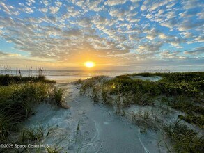 3585 S Atlantic Ave in Cocoa Beach, FL - Building Photo - Building Photo